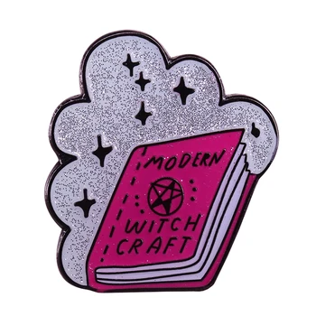 A Modern boszorkány kézműves jelvény aranyos poén, csillogó pin mágikus spellbook koven bross tökéletes Halloween kívül